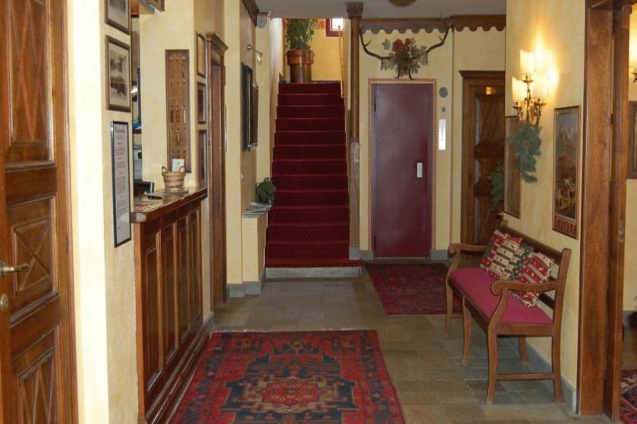 Hotel Jumeaux ブレウイル・チェルヴィナイア エクステリア 写真