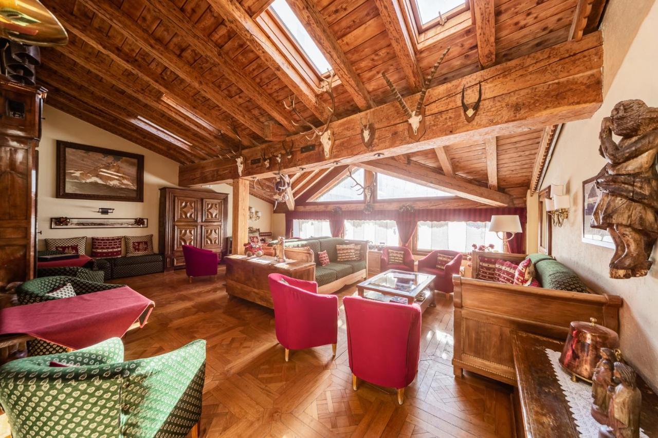 Hotel Jumeaux ブレウイル・チェルヴィナイア エクステリア 写真