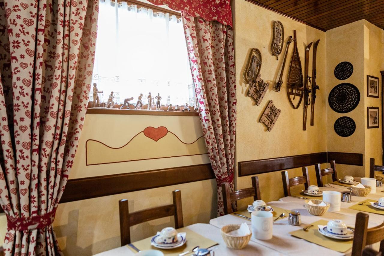 Hotel Jumeaux ブレウイル・チェルヴィナイア エクステリア 写真